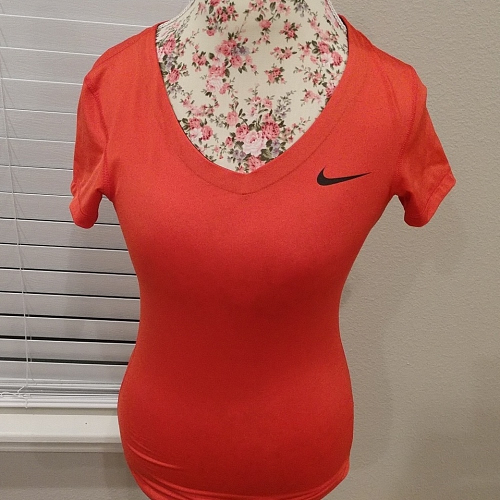 Nike drifit shirt